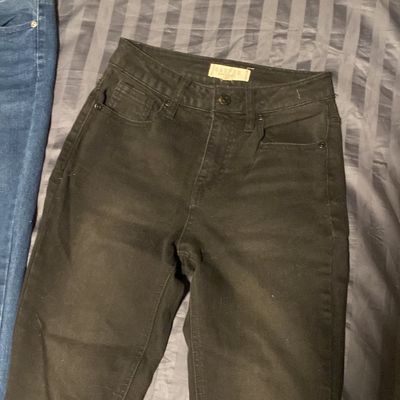 Jeans bundle! - Picture 4 of 4